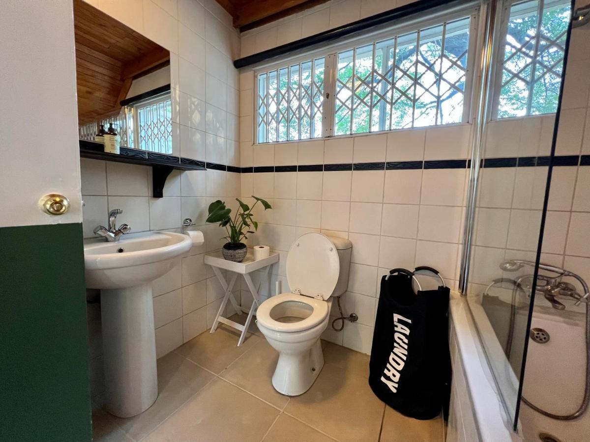 Cosy City Cottage Gaborone Exterior foto