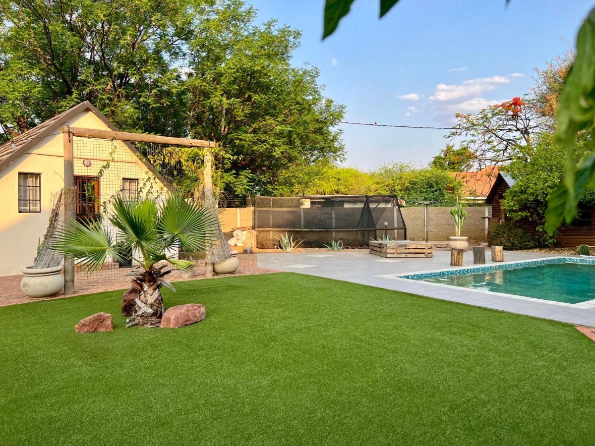 Cosy City Cottage Gaborone Exterior foto