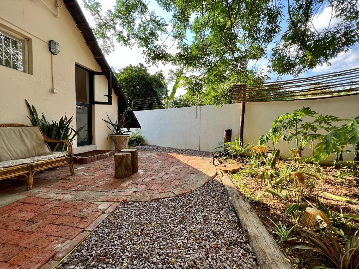 Cosy City Cottage Gaborone Exterior foto